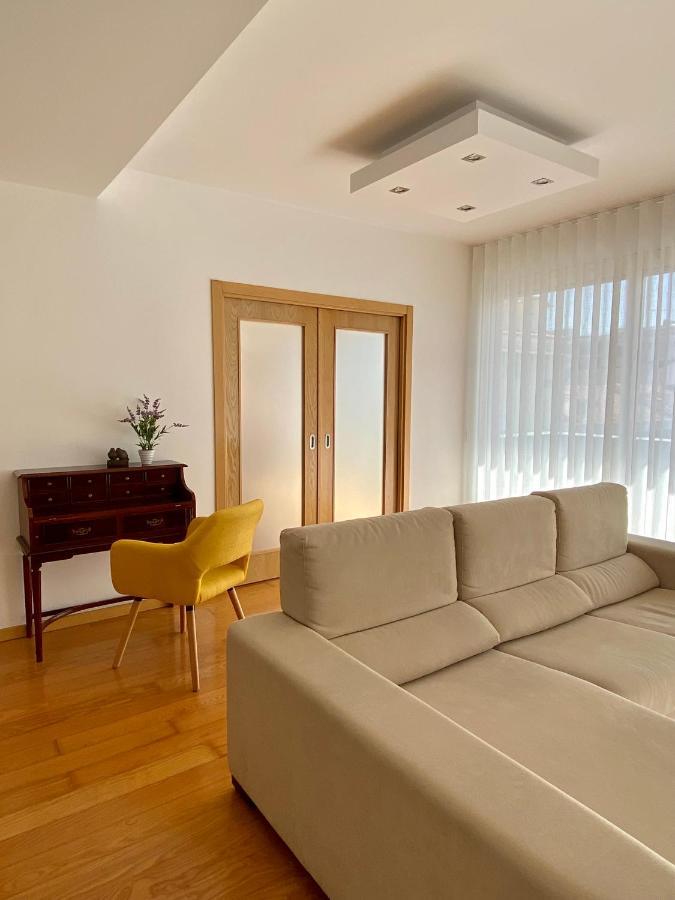 Apartamento O Albuquerque - Centro Cidade Alcobaça Esterno foto