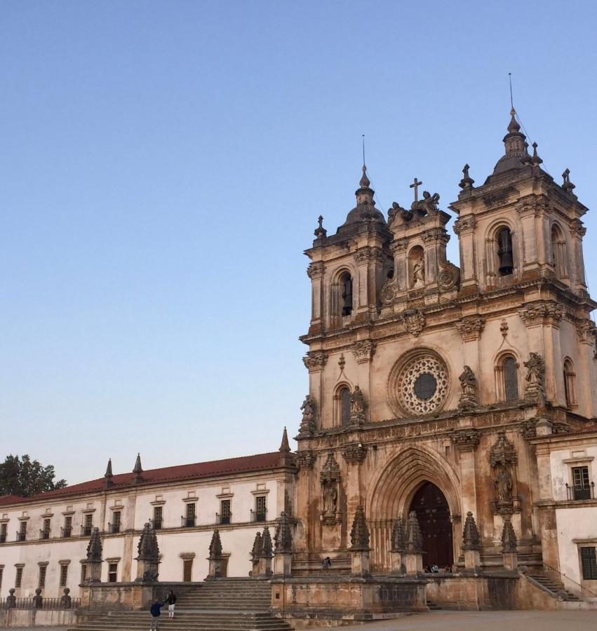 Apartamento O Albuquerque - Centro Cidade Alcobaça Esterno foto